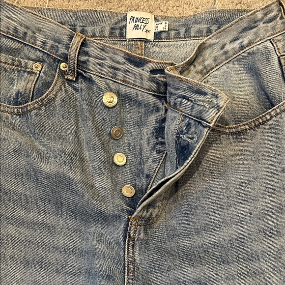 Princess Polly Light Wash Jeans Frayed Hem Trendy Oversized Asymmetrical 4 - Picture 4 of 5